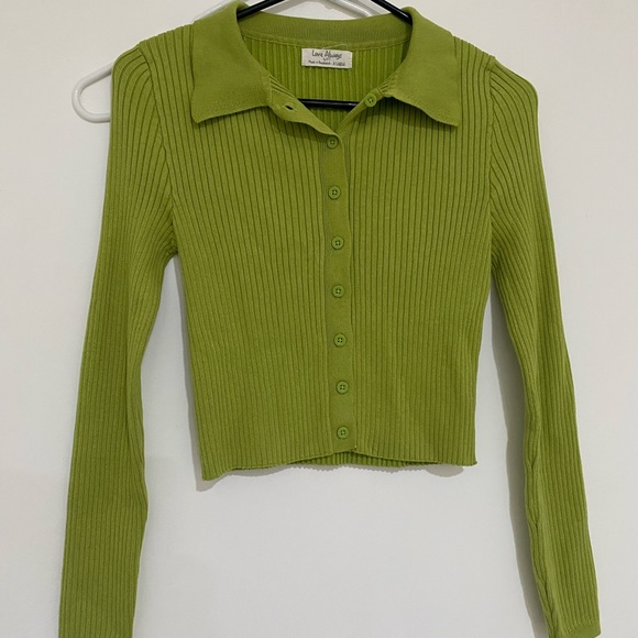 🔥🔥 Button down sweatshirt ! - Picture 2 of 3